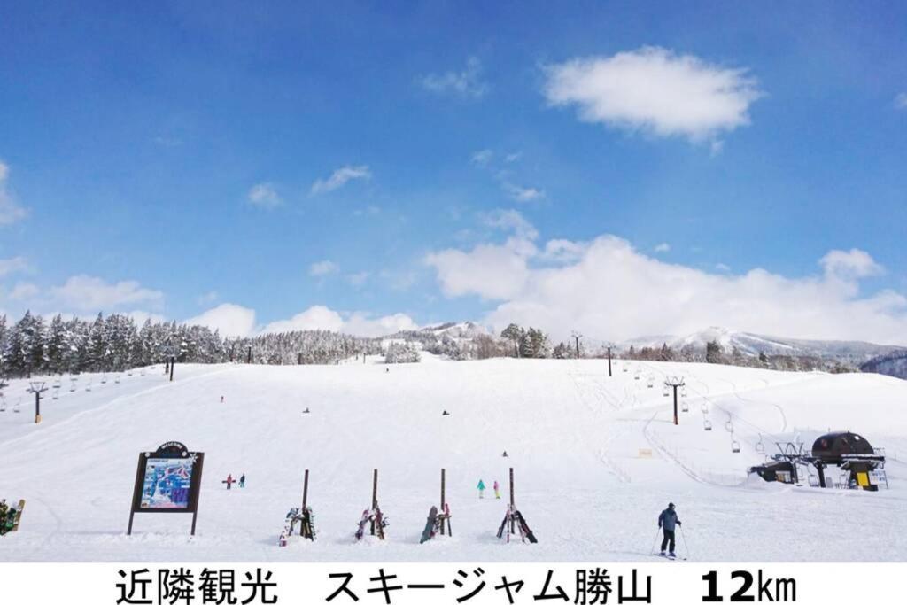 Bbq可 1日1組限定 貸切別荘 秘密基地 は恐竜博物館まで3Km スキージャム勝山まで12Km Katsuyama Εξωτερικό φωτογραφία