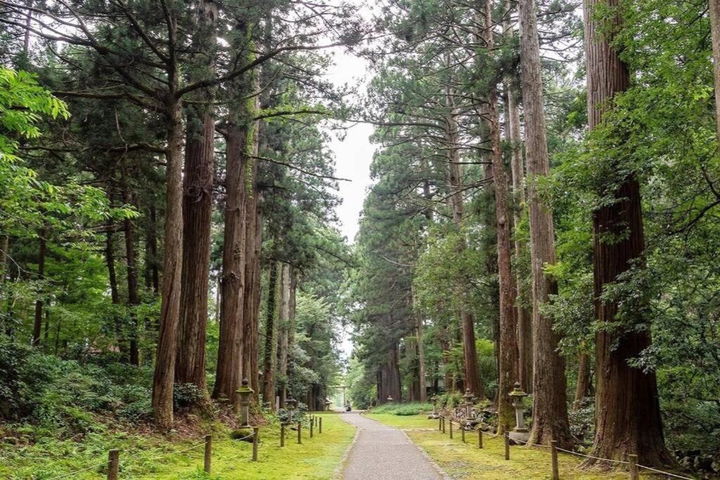 Bbq可 1日1組限定 貸切別荘 秘密基地 は恐竜博物館まで3Km スキージャム勝山まで12Km Katsuyama Εξωτερικό φωτογραφία